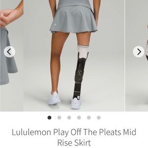 PLAY OFF THE PLEATS SKIRT